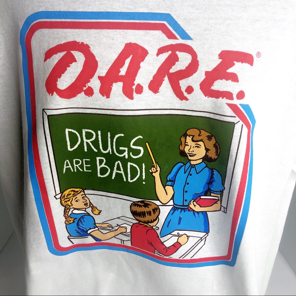 D.A.R.E | Dare White T-shirt DRUGS ARE BAD! - Picture 2 of 3